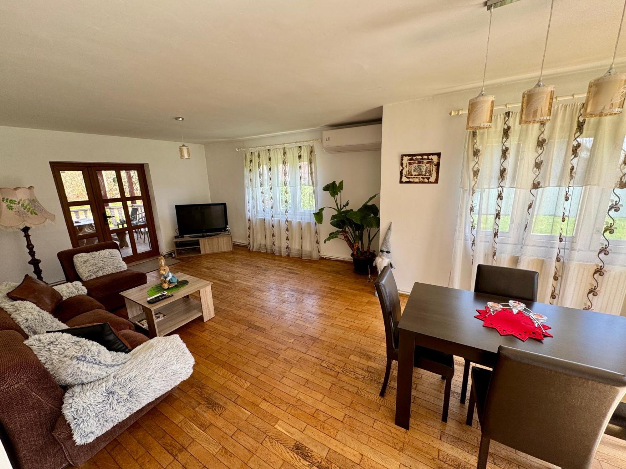 Vila Cozy, Panorama Superba, Gratar Si Relaxare Piatra Neamţ エクステリア 写真